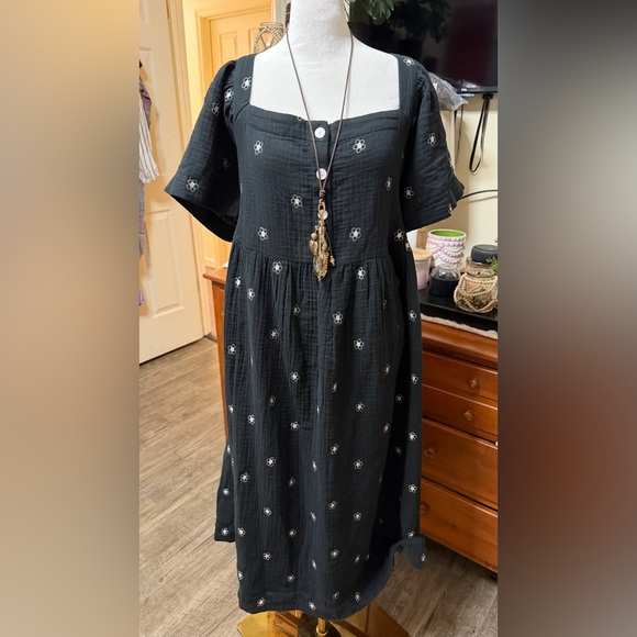 Black Floral boho Midi Dress by Maxwell NWT MSRP $138 - Picture 7 of 13